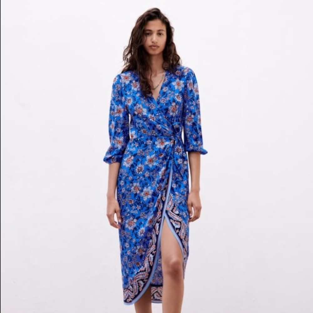 PRICE DROP | Floral Zara Wrap Dress 💙